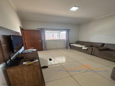 Casa para Venda na cidade de Pen&aacute;polis no bairro Residencial Jardim do Lago V